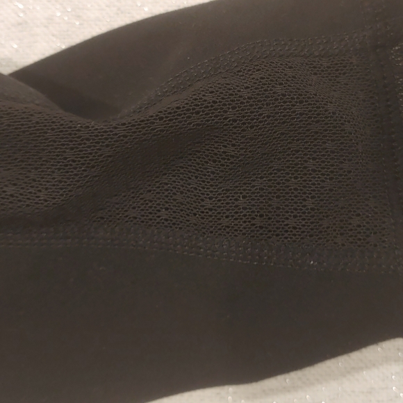 Athleta 3/4 Length Leggings Size S - Picture 2 of 8